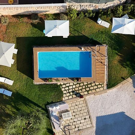 Trulli Donna Isabella 2 Bed and Breakfast Locorotondo Εξωτερικό φωτογραφία