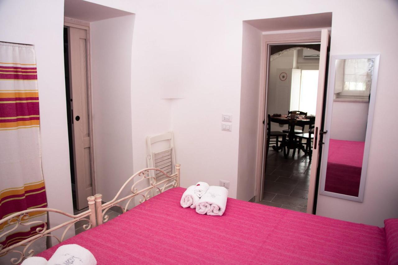 Trulli Donna Isabella 2 Bed and Breakfast Locorotondo Εξωτερικό φωτογραφία