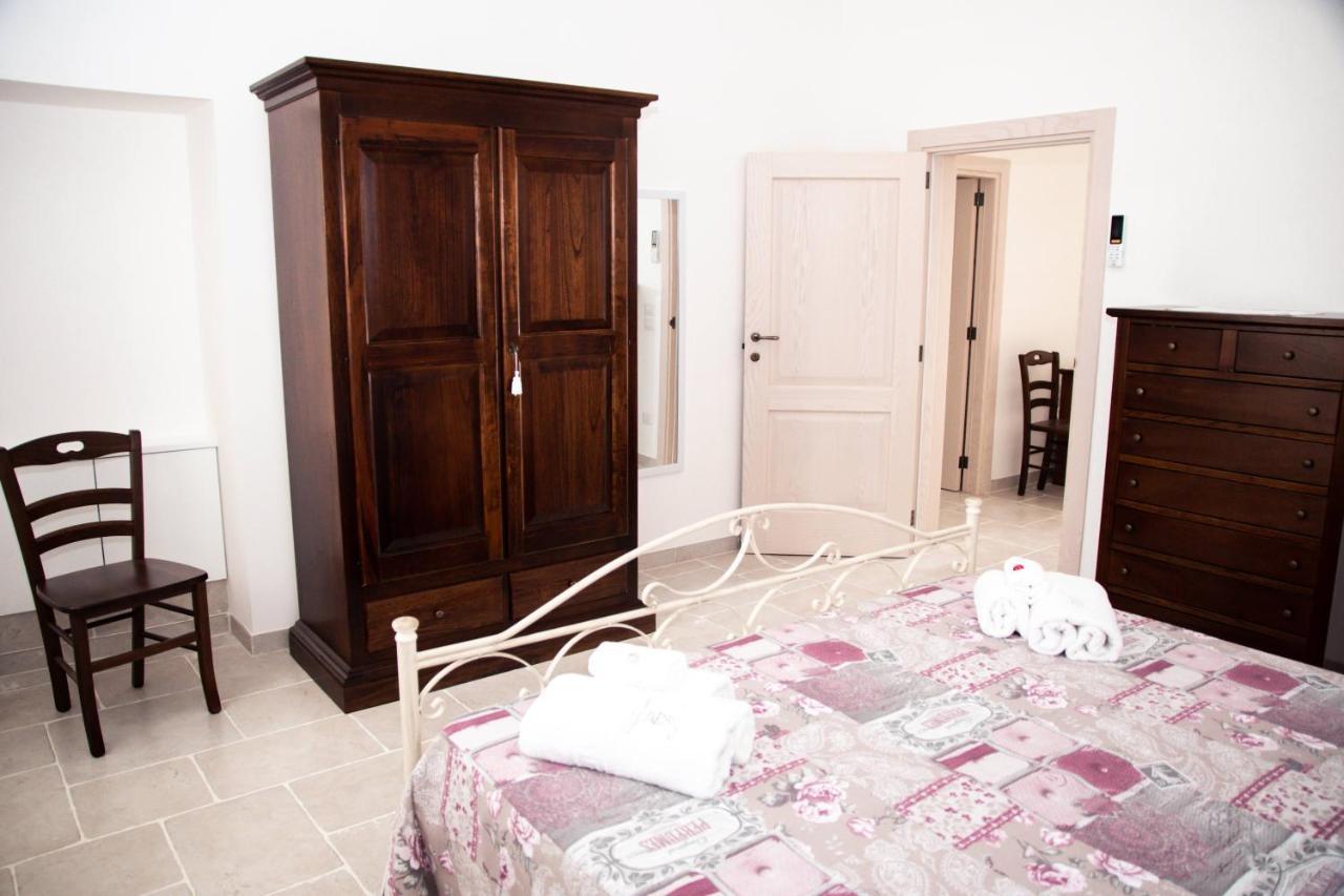 Trulli Donna Isabella 2 Bed and Breakfast Locorotondo Εξωτερικό φωτογραφία